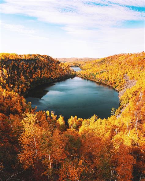 Bear and Bean Lake Overlook. Superior Hiking Trail, MN. [1958x2448 ...