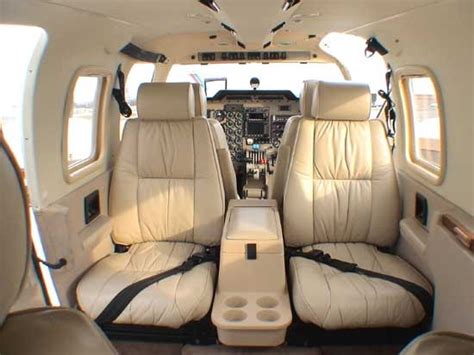 Piper PA 34 Seneca Interior