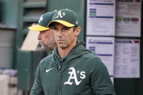 Brad Ausmus emerges as Astros' GM candidate - oggsync.com