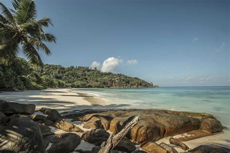 Four Seasons Resort Seychelles – Hummingbird Travel