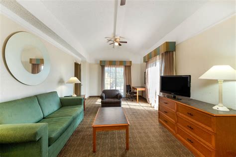 La Quinta Inn by Wyndham Bossier City | Bossier City, LA Hotels