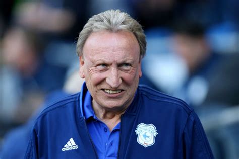 Neil Warnock: Cardiff City boss hilariously stares down camera during ...