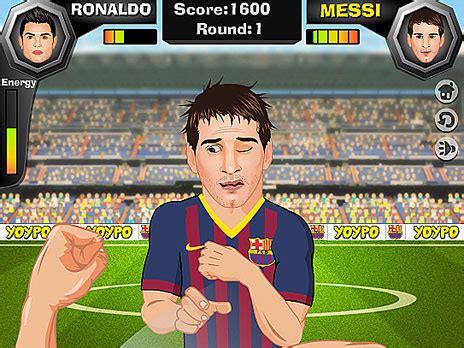 Ronaldo vs Messi Fight Game - ArcadeGames.com - Play free arcade games.