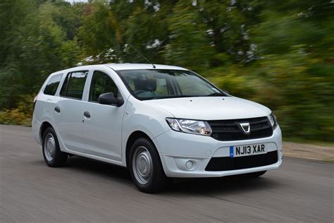 Dacia Logan MCV review | Auto Express