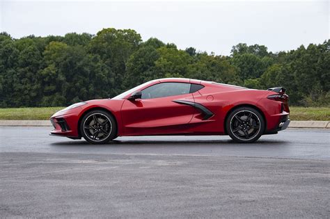 2022 Chevrolet Corvette Adds Three New Exterior Colors - autoevolution