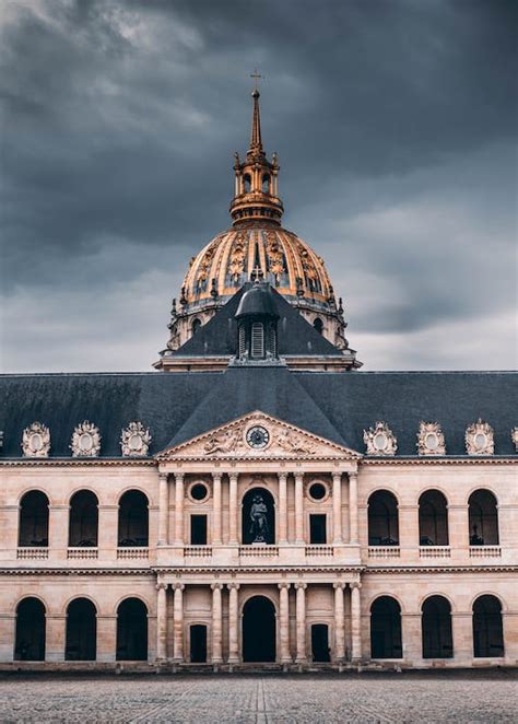 Army Museum in Paris · Free Stock Photo