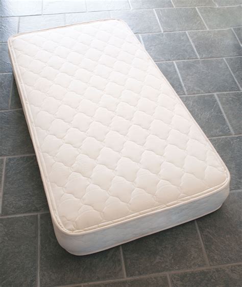 Certified Organic Quilted Innerspring Crib Mattress | Sleepworks