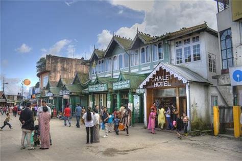 Chowrasta Mall in Darjeeling, Shops in Chowrasta Mall