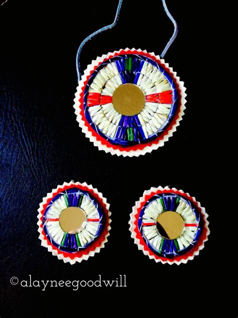 Sets Porcupine Quill Jewelry, Porcupine Quills, Native American Design, Rosettes, Quilling ...
