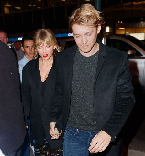 Taylor Swift and Joe Alwyn Made a Rare Public Appearance in Adorable ...