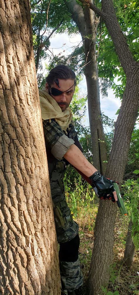 Finally finished my venom snake cosplay! [self] : cosplay