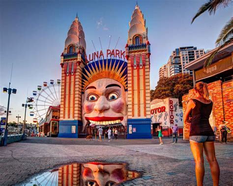 Lunar Park sydney | Luna park sydney, Parks in sydney, Theme park