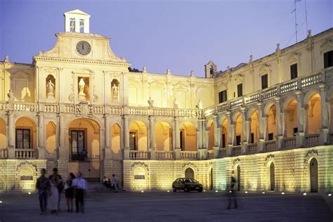 Lecce Travel Guide - City in Puglia, Southern Italy