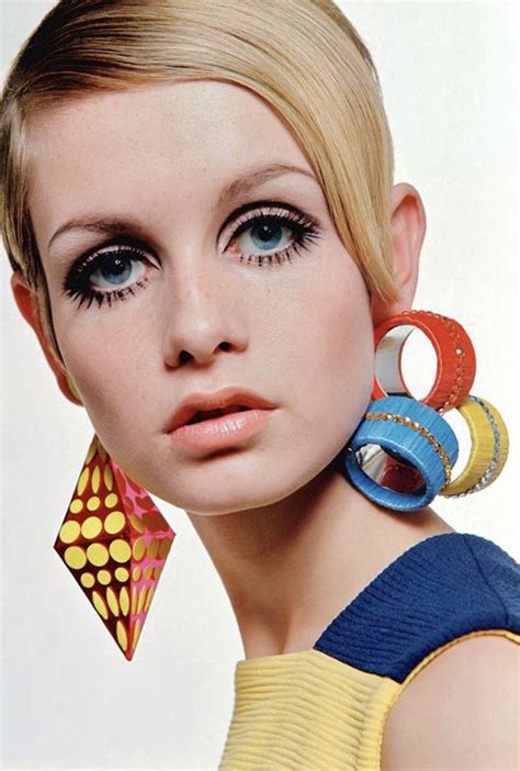 Pin by Ilka Kmohan on Retrô | Retro makeup, Vintage makeup, Twiggy