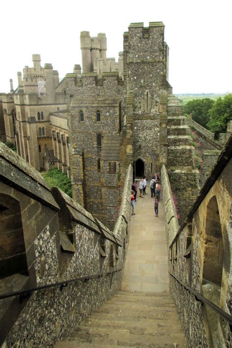 Top 10 Famous Castles In England To Visit | Arundel castle, Castles to ...