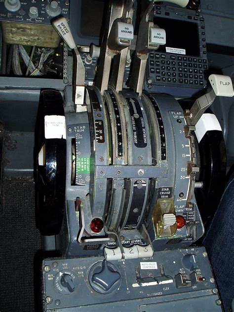 B727-200 Cockpit, Boeing Everett Plant, Seattle. | Ruthann | Flickr