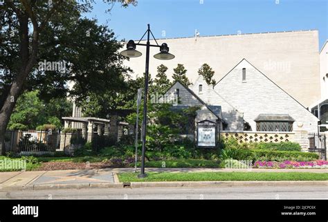 Original building of the First Presbyterian Church in downtown Dallas, Texas Stock Photo - Alamy