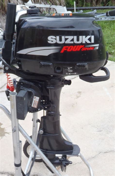 Used Suzuki 6 hp Outboard 4-stroke outboard for sale