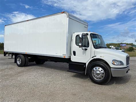 2017 Freightliner M2 106 26 ft Box Truck - 240HP, Automatic, Swing Door For Sale, 300,063 Miles ...