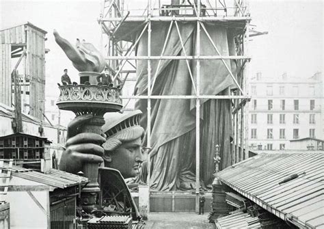 14 Iconic Photos of the Statue of Liberty Under Construction