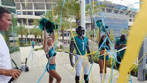 New Jaguars uniforms: Throwback jersey celebrates 30th anniversary