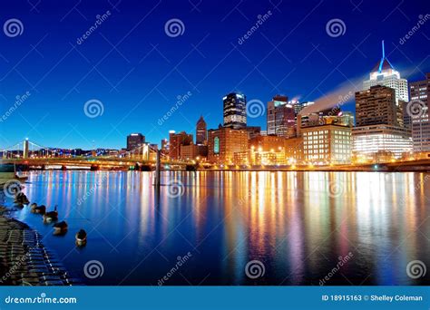 Pittsburgh Skyline at Sunrise Stock Image - Image of exposure, clemente: 18915163