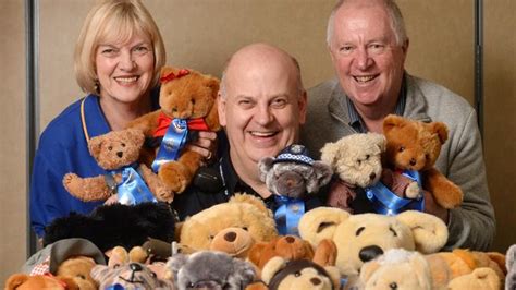 Donation of excess teddies helps Nillumbik Lions Club brighten troubled children’s lives ...