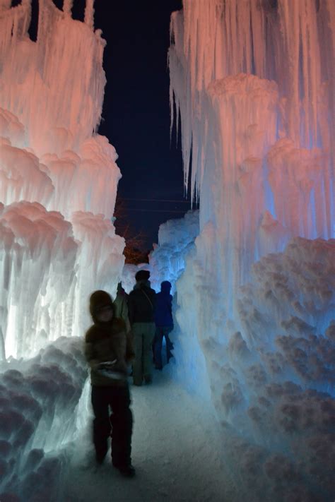 Photography – Ice Castles in Midway Utah | Sixteen Small Stones