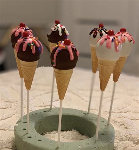 Ice cream cone cake pops | Ice cream cone cake pops, Ice cream cone ...