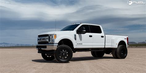 This Ford F-350 Super Duty on Fuel Wheels is a Beast!