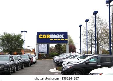 CarMax Logo Vector (.EPS) Free Download