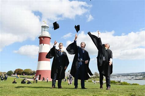 University of Plymouth Graduation on Plymouth Hoe in pictures - Plymouth Live