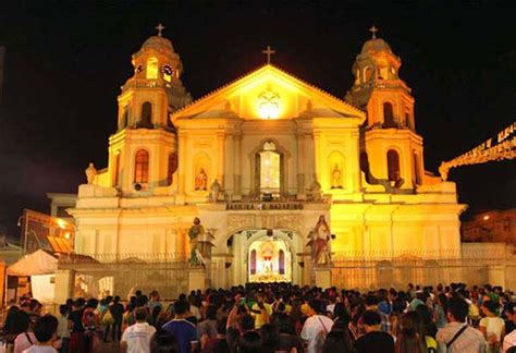 Filipino People Rush To Churches For First Day Of Simbang Gabi