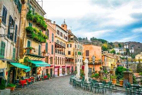 6 Most Quaint Italian Towns Near Rome To Visit | Best Small Towns ...