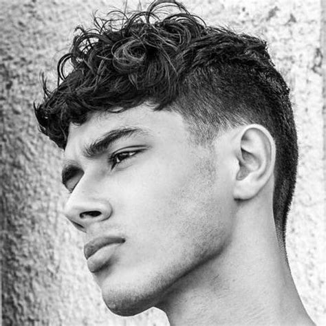 18+ First Class Best Haircuts For Thick Wavy Hair Men