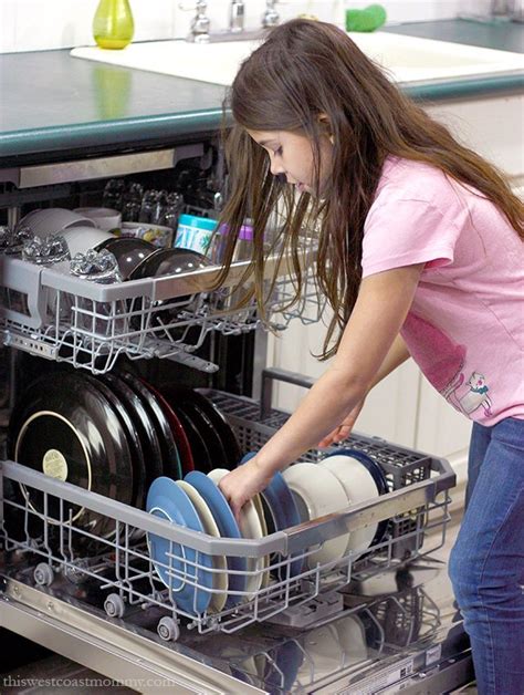 Our LG QuadWash® Steam Dishwasher Cleans, Steams, and Saves Energy | This West Coast Mommy