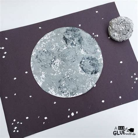 Use Foil to Stamp a Cool Moon – Lesson Plans