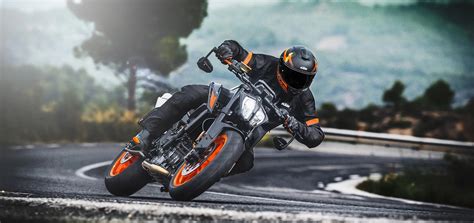 2020 KTM 790 Duke [Specs & Info] | wBW