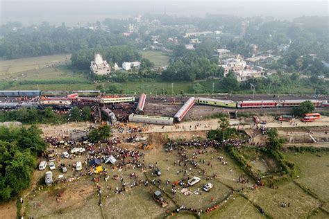 Korban Jiwa Bertambah, Kecelakaan Kereta Api Terburuk India Tewaskan 288 Orang : Okezone News