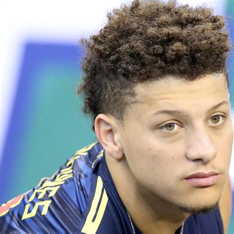 Kansas City Chiefs rookie quarterback Patrick Mahomes was reportedly robbed at gunpoint in Smith ...