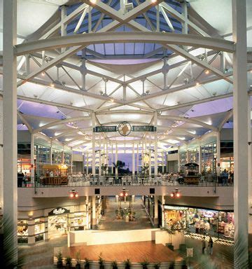 Oh man, this looks dangerous for my credit card!! Queen Ka'ahumanu Shopping Center, Kahului ...