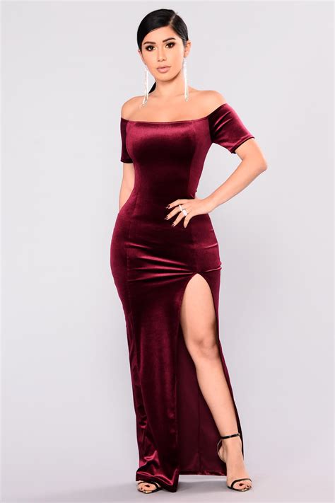 Upgrade Velvet Dress - Burgundy