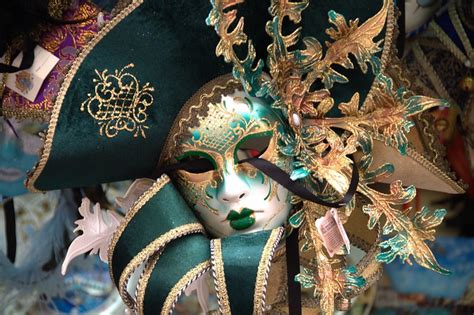 Venetian Carnival Mask - Maschera di Carnevale - Venice Italy ...