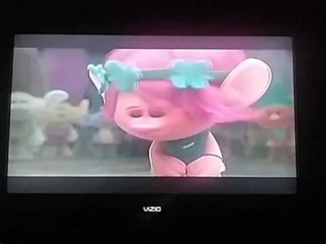 (Full scene) Trolls singing true colors - YouTube