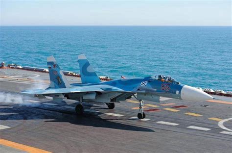 Carrier-based su-33 TAVKR "Admiral Kuznetsov" will undergo modernization