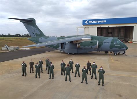 Military and Commercial Technology: Brazilian Air Force receives third C-390 Millenium airlifter