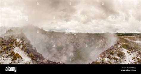 New Zealand, Taupo Volcanic Zone, Craters of the Moon, geothermal field Stock Photo - Alamy