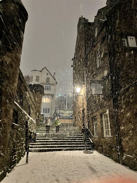 Obligatory Edinburgh Snow photos. If you believe the weather reports ...