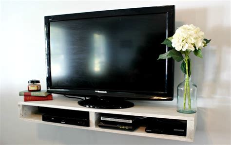 DIY Floating TV Shelf