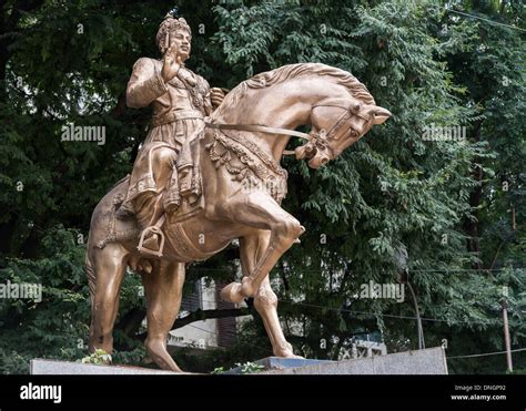 Statue of Sri Basavanna in Bengaluru Stock Photo - Alamy